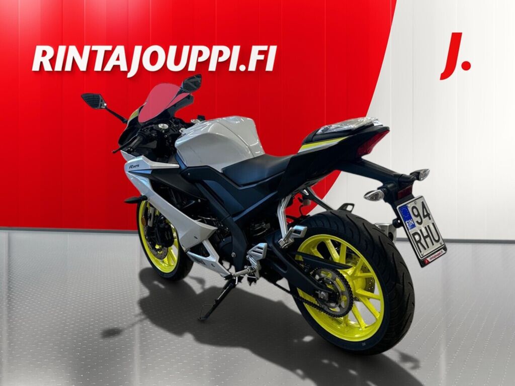 Yamaha YZF-R 2023 
