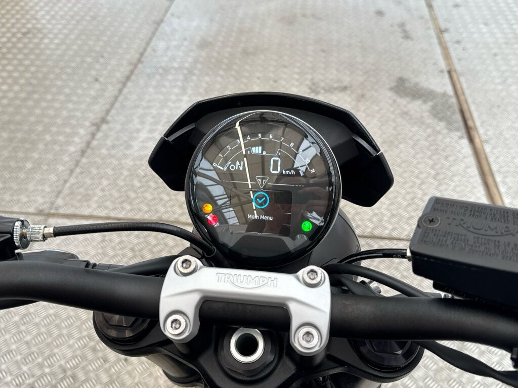 Triumph TRIDENT 2021 