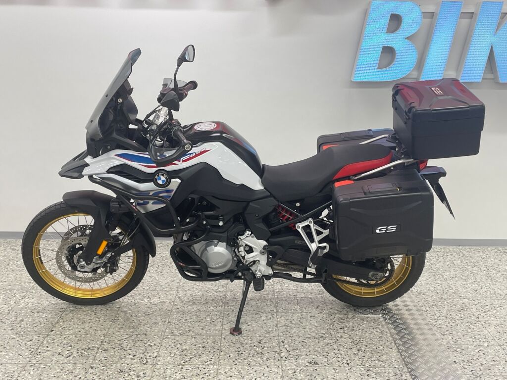 BMW F 2020 Valkoinen