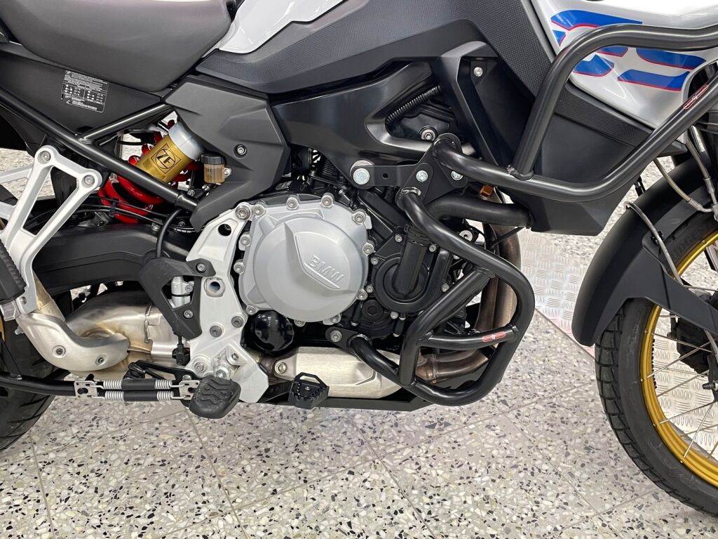 BMW F 2020 Valkoinen