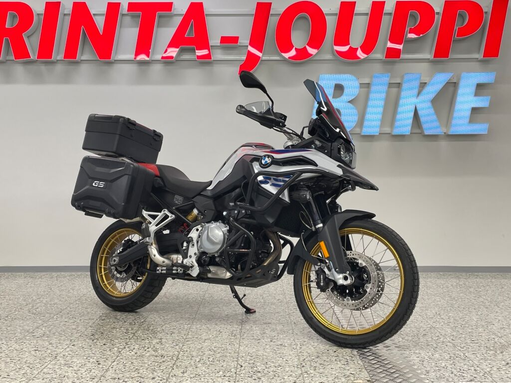 BMW F 2020 Valkoinen