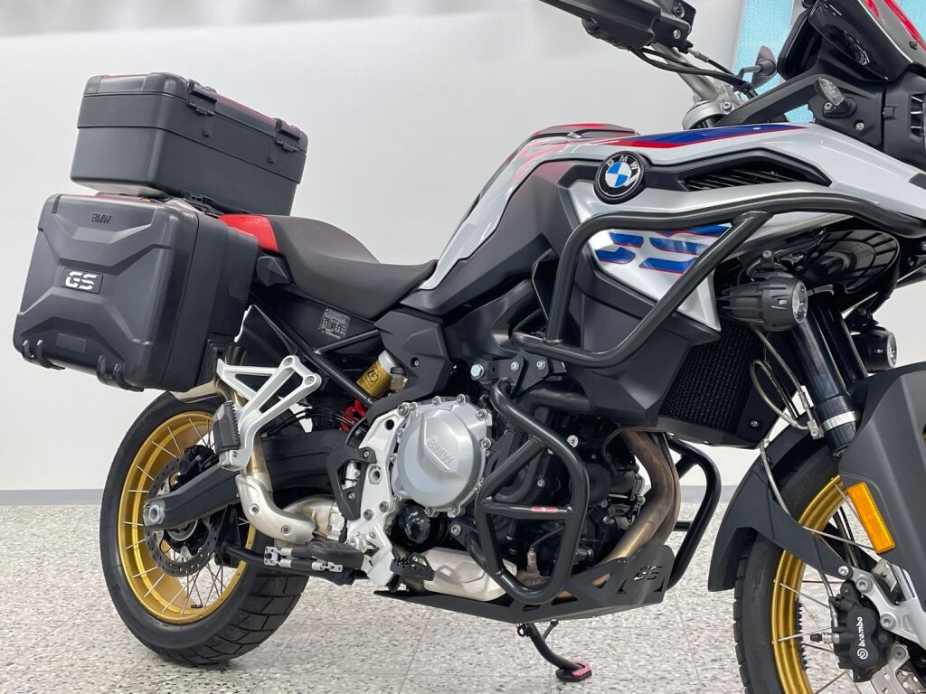 BMW F 2020 Valkoinen