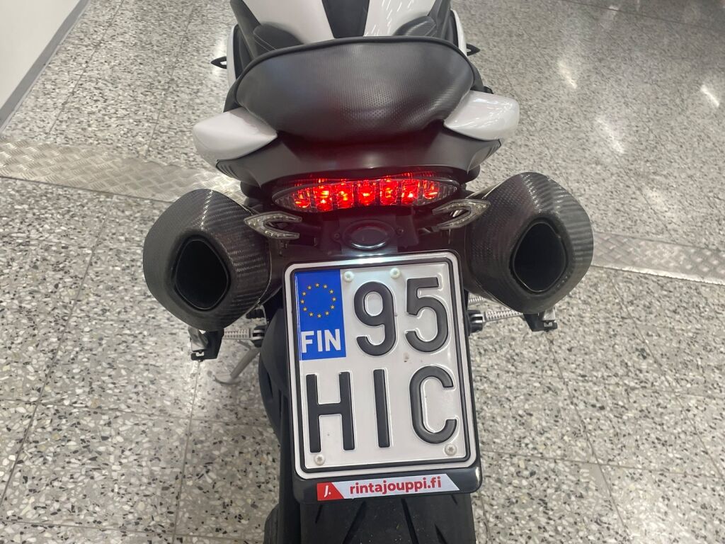 Triumph SPEED TRIPLE 2015 Valkoinen