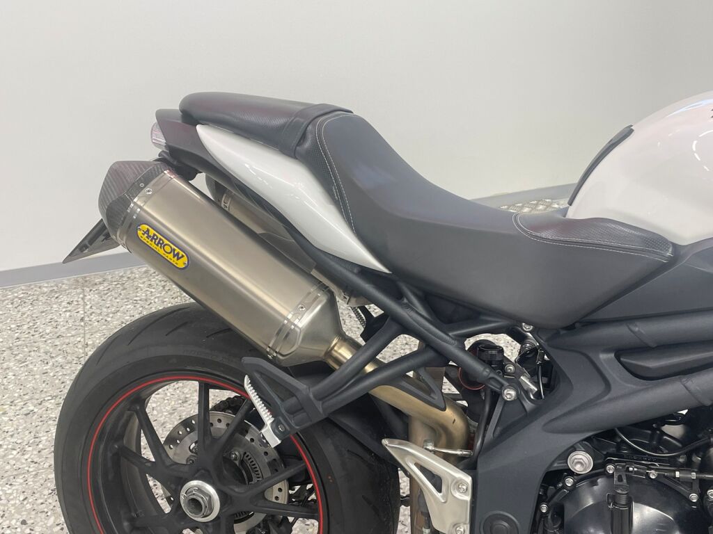 Triumph SPEED TRIPLE 2015 Valkoinen