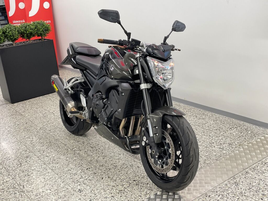 Yamaha FZ1-N 2011 
