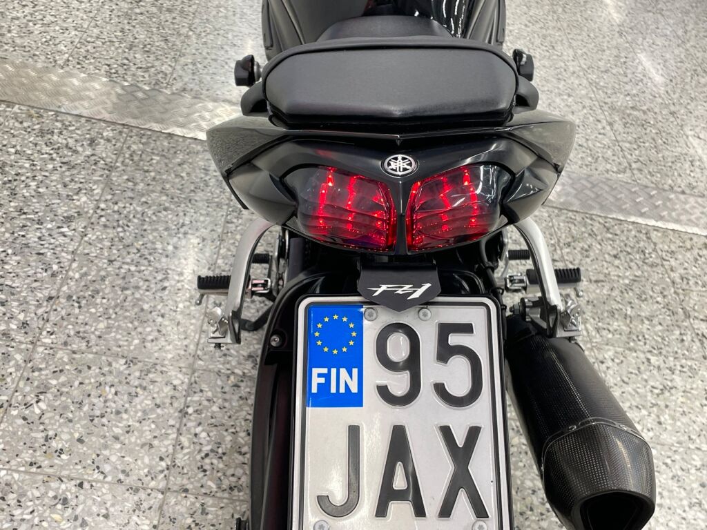 Yamaha FZ1-N 2011 