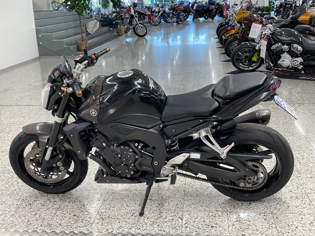 Yamaha FZ1-N 2011 
