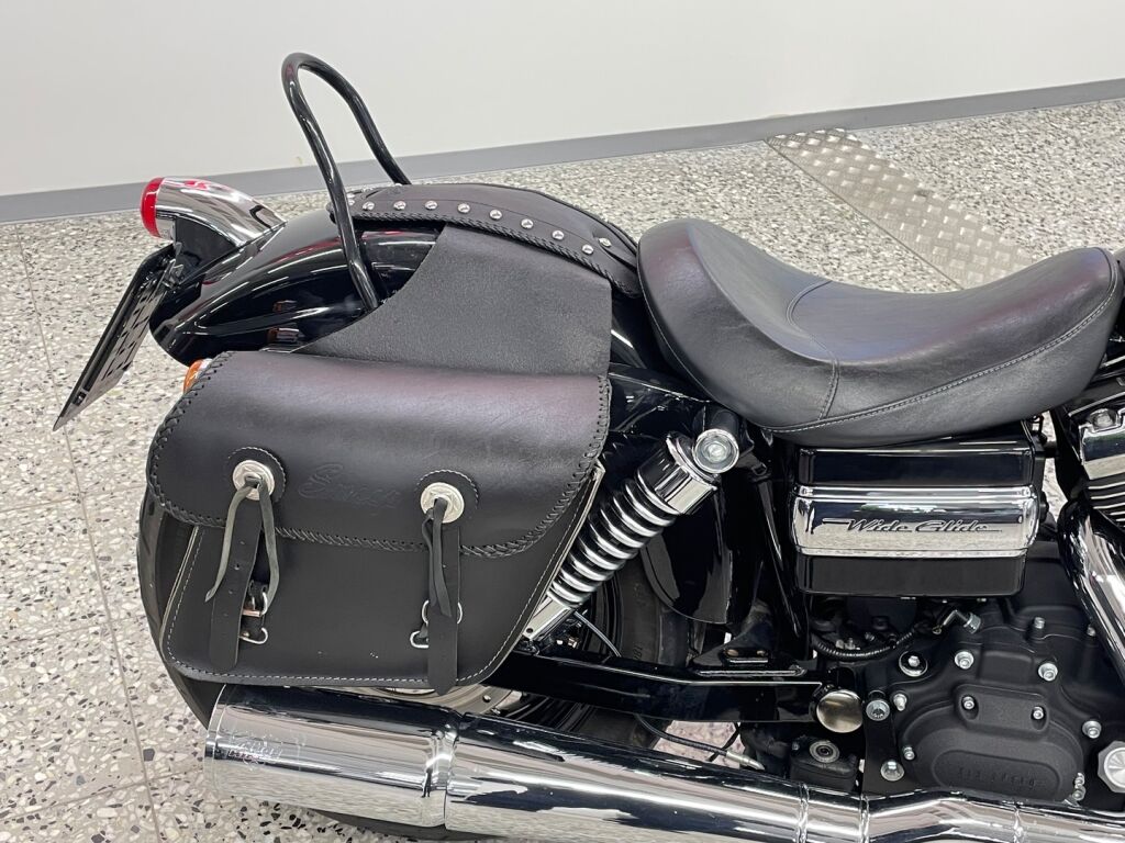 Harley-davidson DYNA 2011 