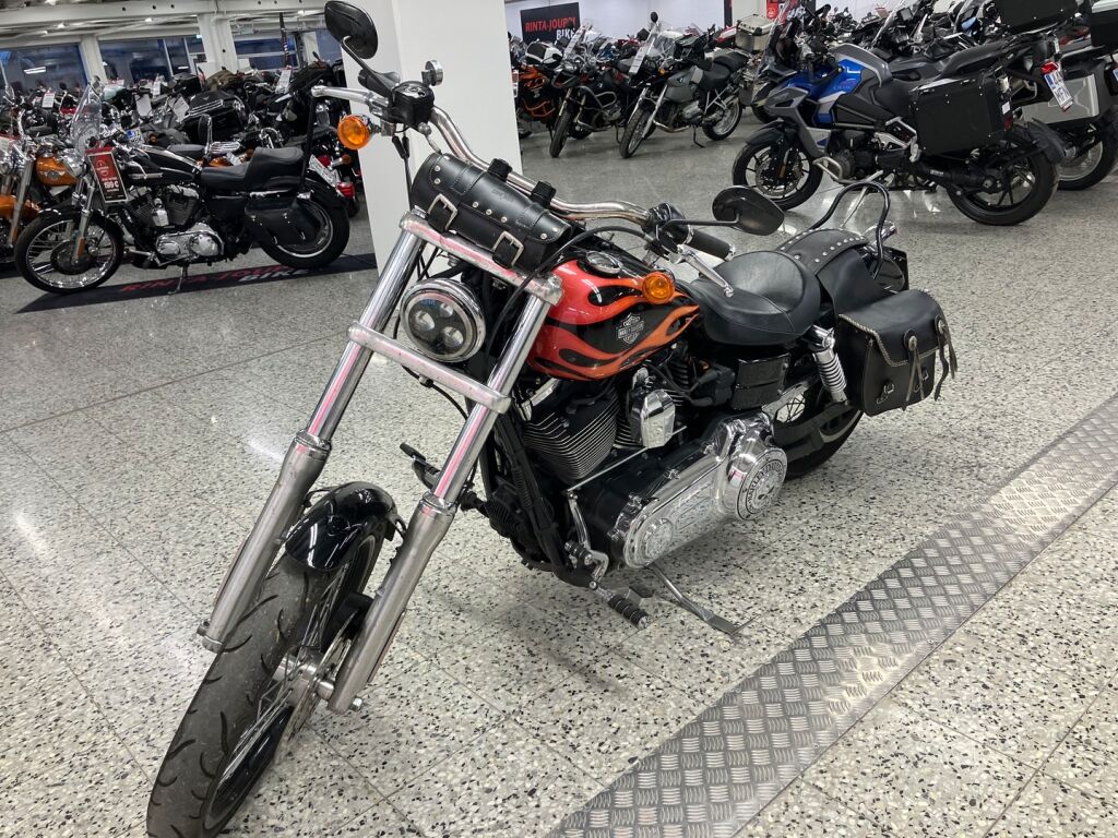 Harley-davidson DYNA 2011 