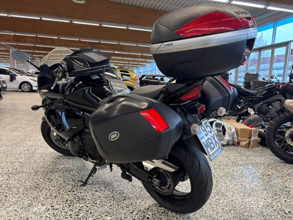 Suzuki GSX 2011 