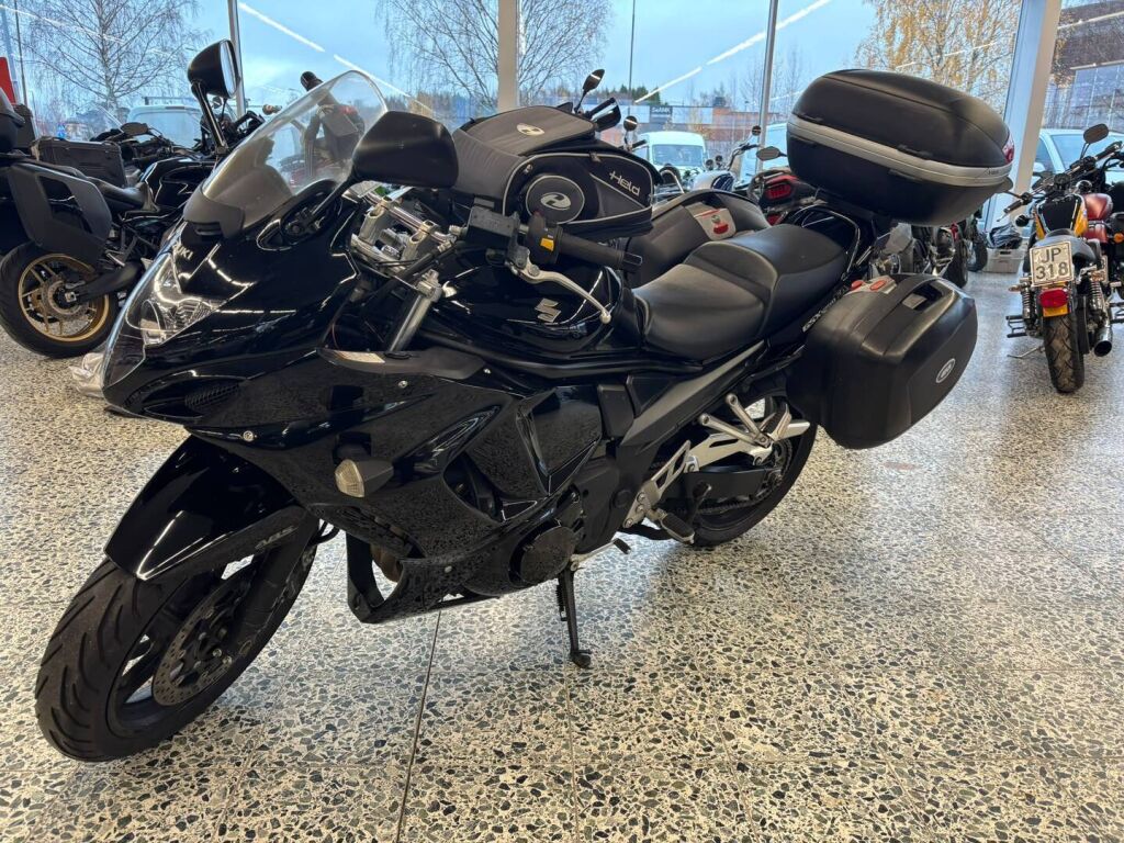 Suzuki GSX 2011 