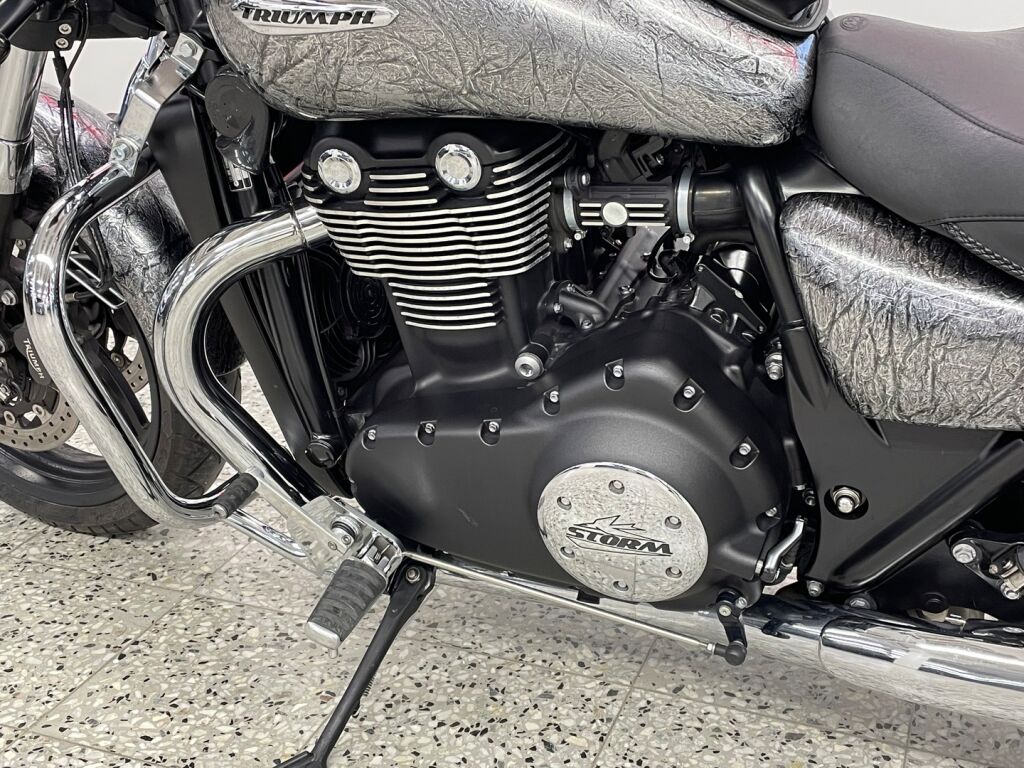 Triumph THUNDERBIRD 2015 