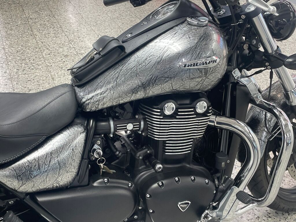 Triumph THUNDERBIRD 2015 