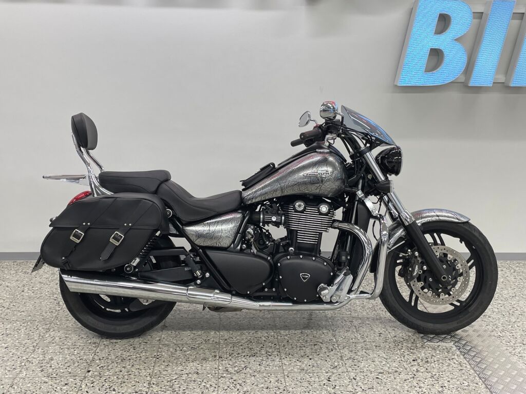 Triumph THUNDERBIRD 2015 
