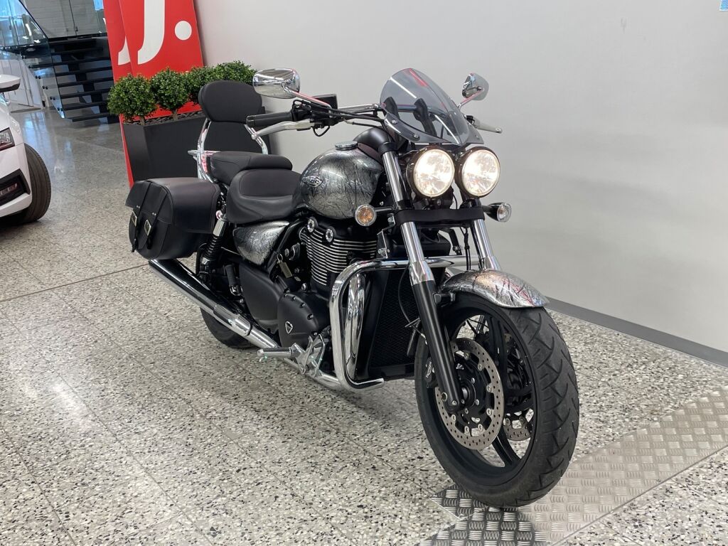 Triumph THUNDERBIRD 2015 