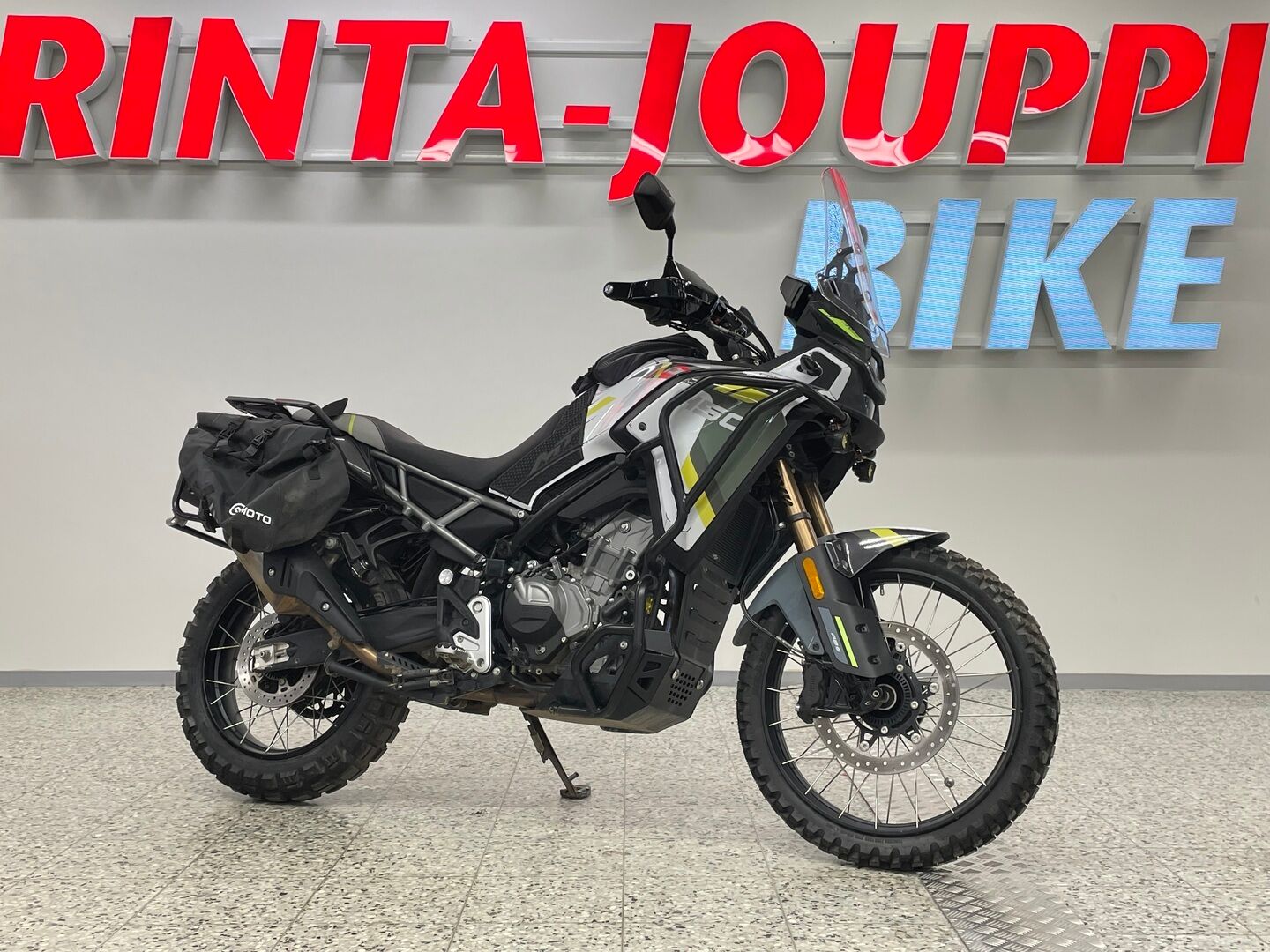 Cfmoto 450MT