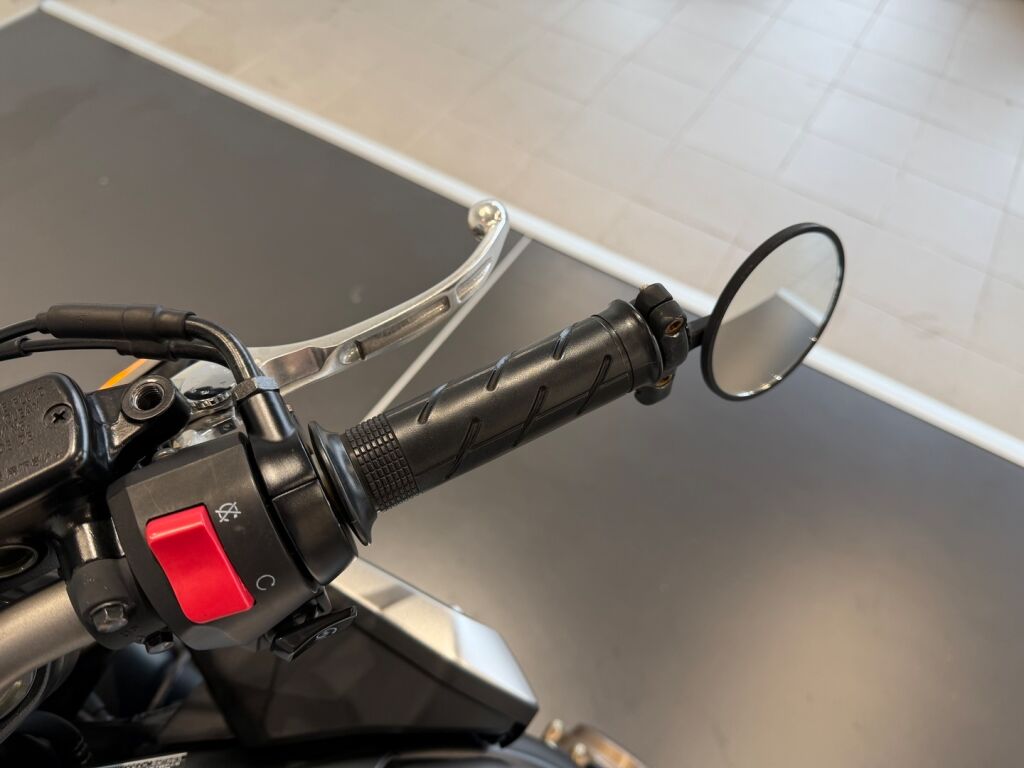 Honda CB 2020 VL O 2