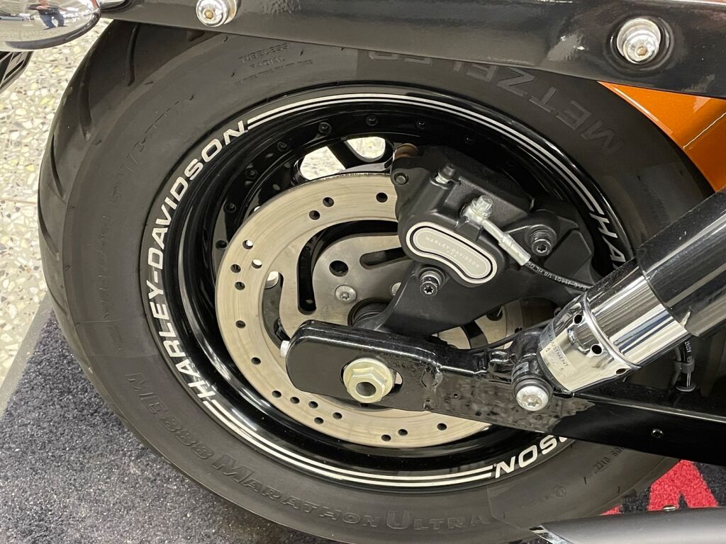 Harley-davidson DYNA 2014 