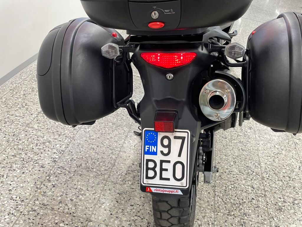 Suzuki DL 2012 