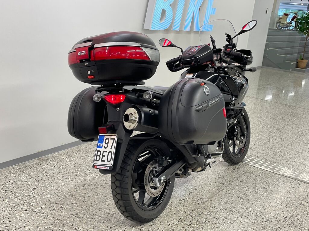 Suzuki DL 2012 