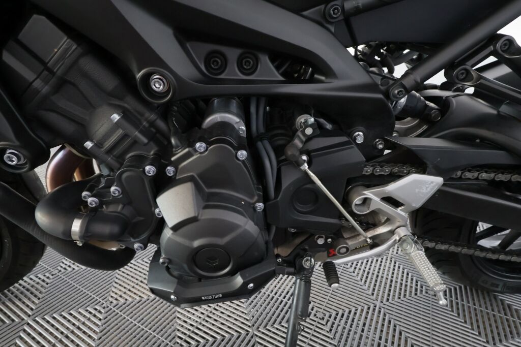 Yamaha XSR 2016 Musta