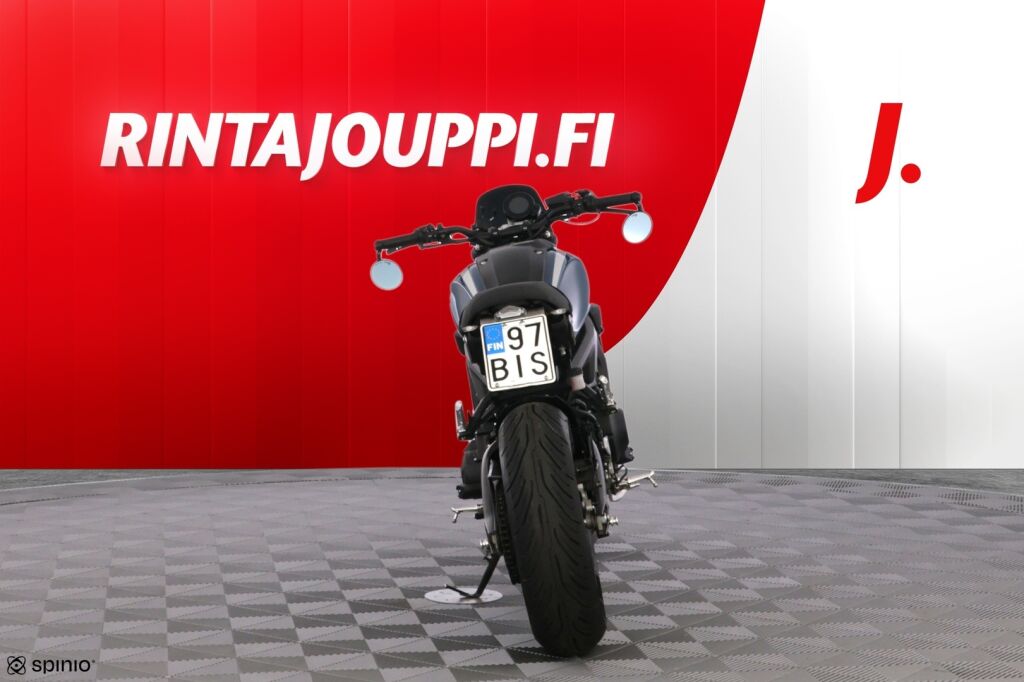 Yamaha XSR 2016 Musta