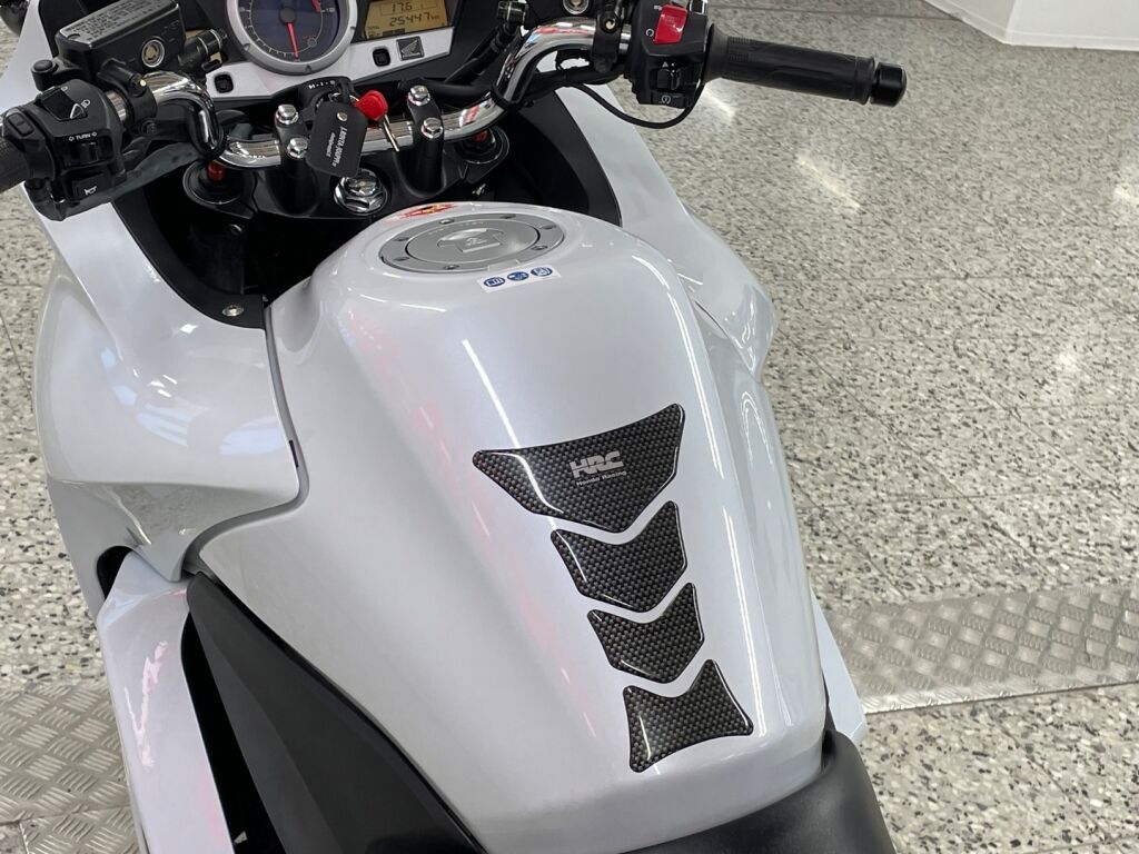 Honda CBF 2013 