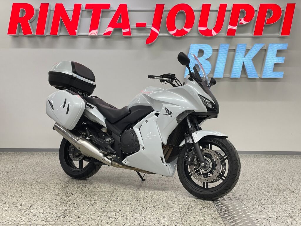Honda CBF 2013 