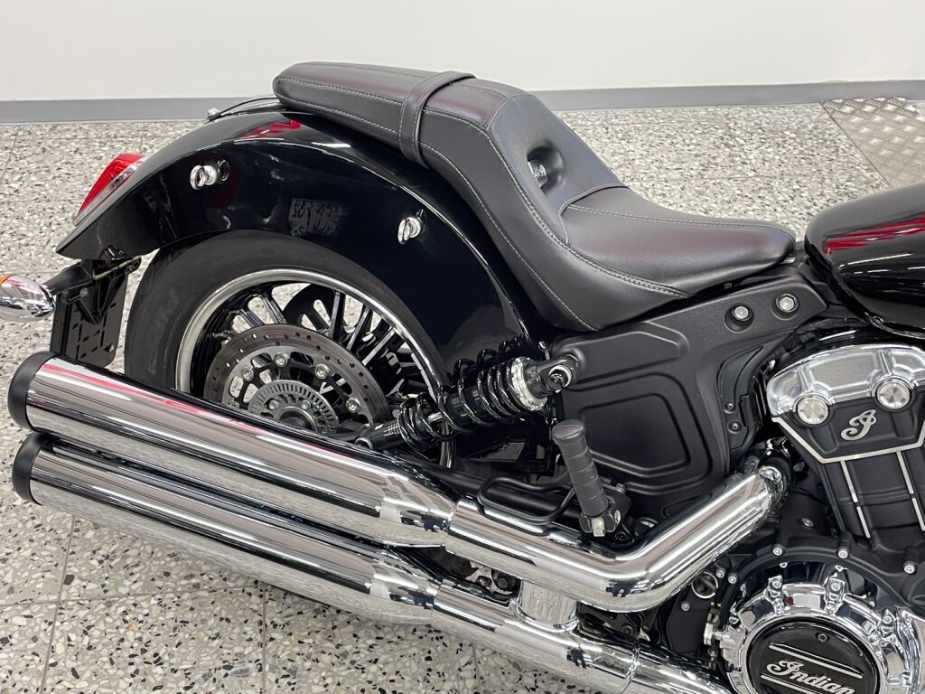 Indian SCOUT 2024 Musta