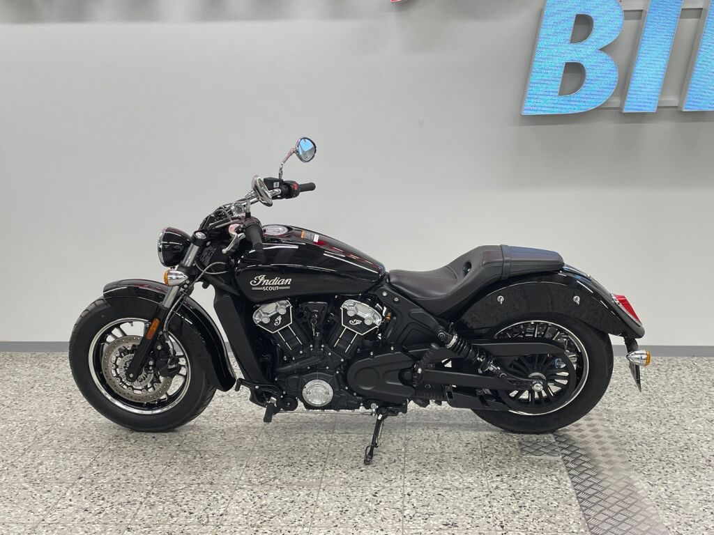 Indian SCOUT 2024 Musta