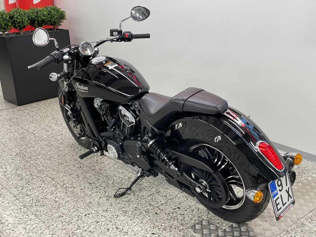 Indian SCOUT 2024 Musta