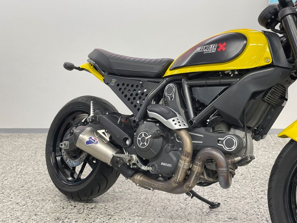 Ducati SCRAMBLER 2016 Keltainen