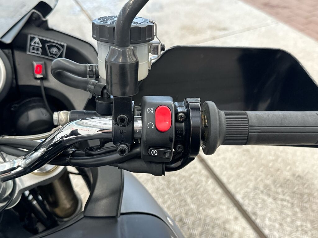 Triumph TIGER 2010 Harmaa