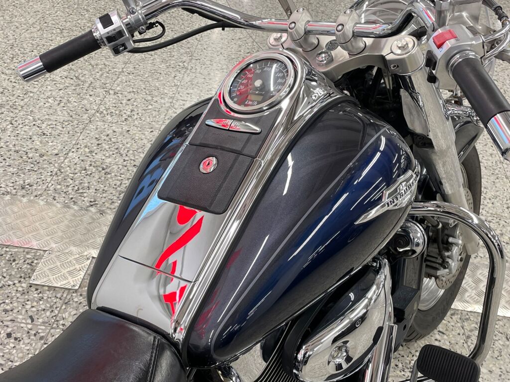 Suzuki INTRUDER 2006 