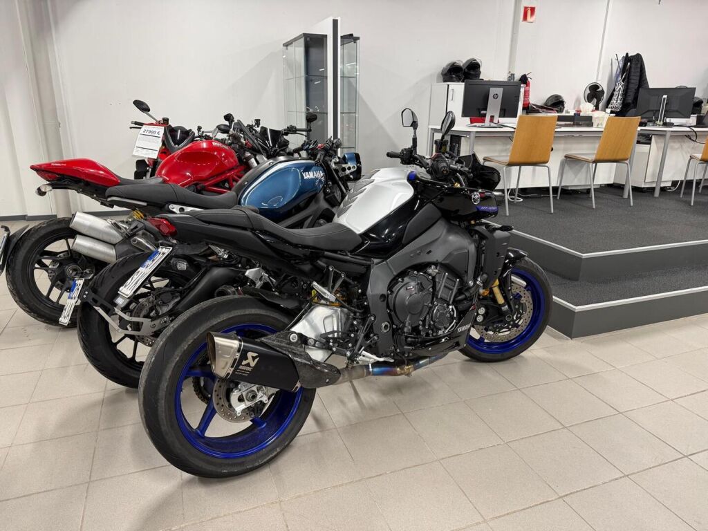 Yamaha MT-10 2023 
