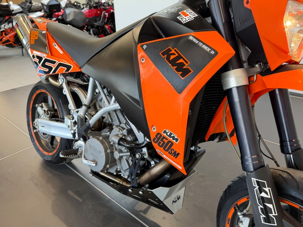 Ktm 950 2007 Oranssi