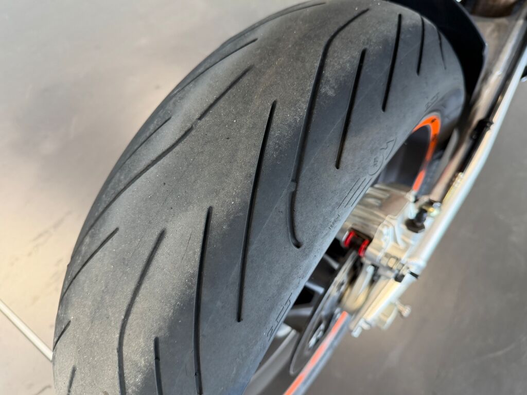 Ktm 950 2007 Oranssi