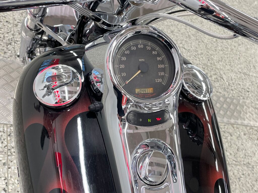 Harley-davidson SOFTAIL 2004 