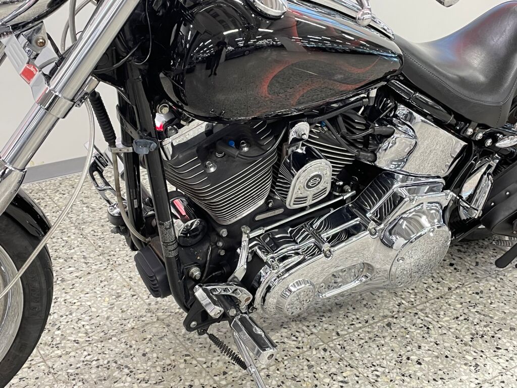 Harley-davidson SOFTAIL 2004 