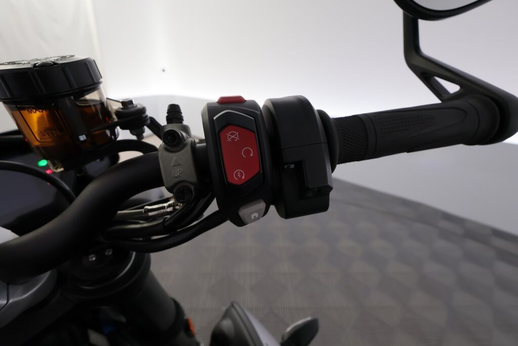 Triumph Street Triple 2020 