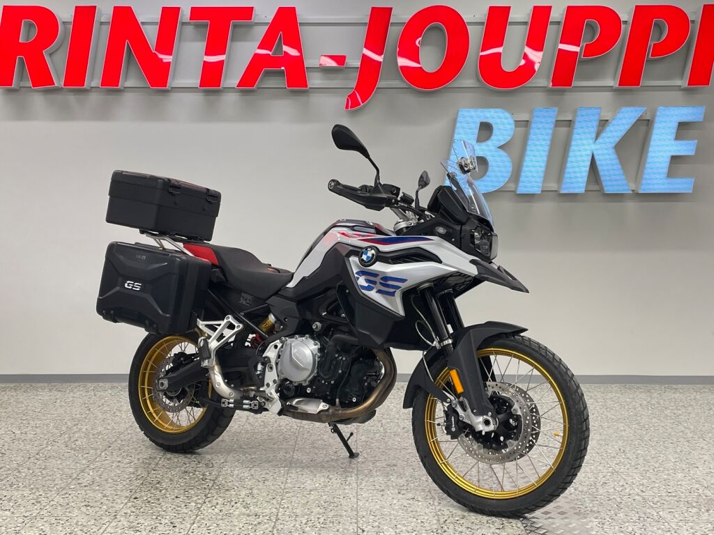 BMW F 2020 Valkoinen