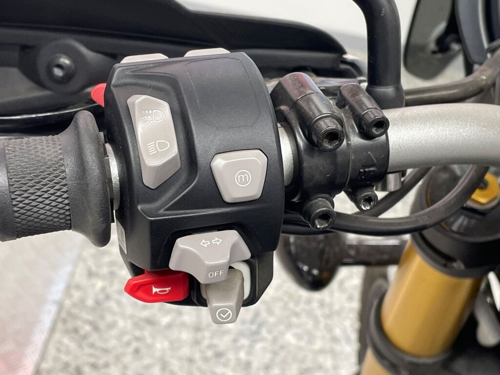 Triumph SCRAMBLER 2021 