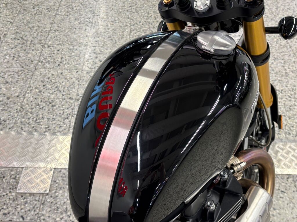 Triumph SCRAMBLER 2021 