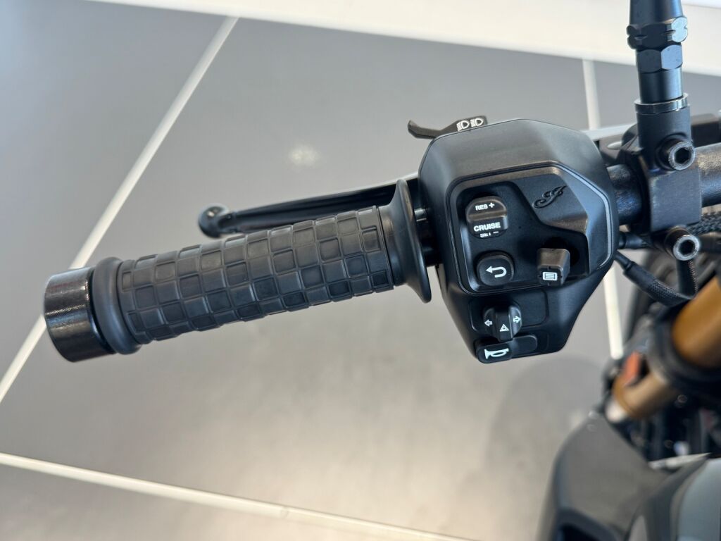 Indian FTR 1200 2020 