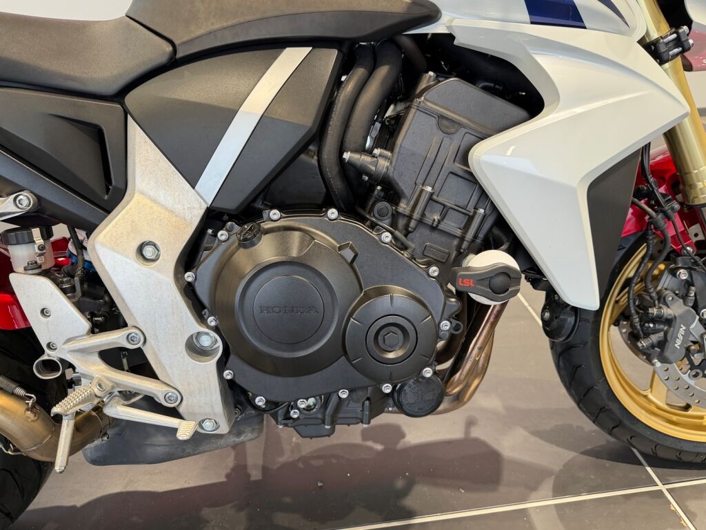 Honda CB 2011 