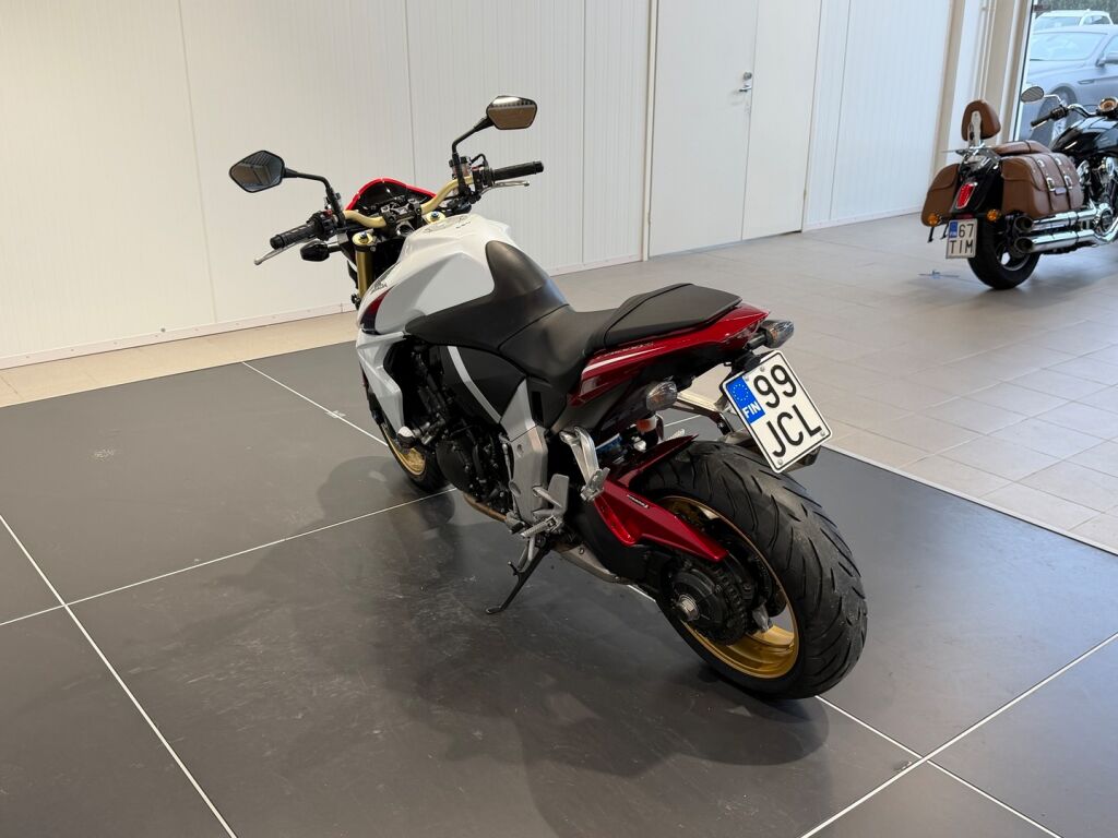 Honda CB 2011 