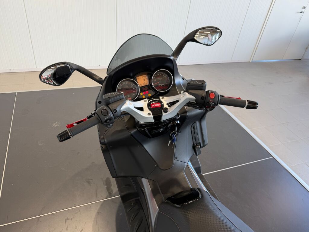 Aprilia SRV 850 2013 