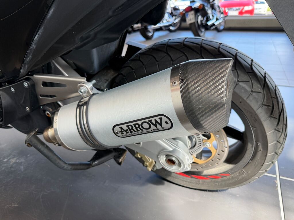 Aprilia SRV 850 2013 