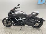 Ducati DIAVEL 2014 Musta