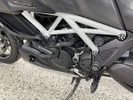 Ducati DIAVEL 2014 Musta